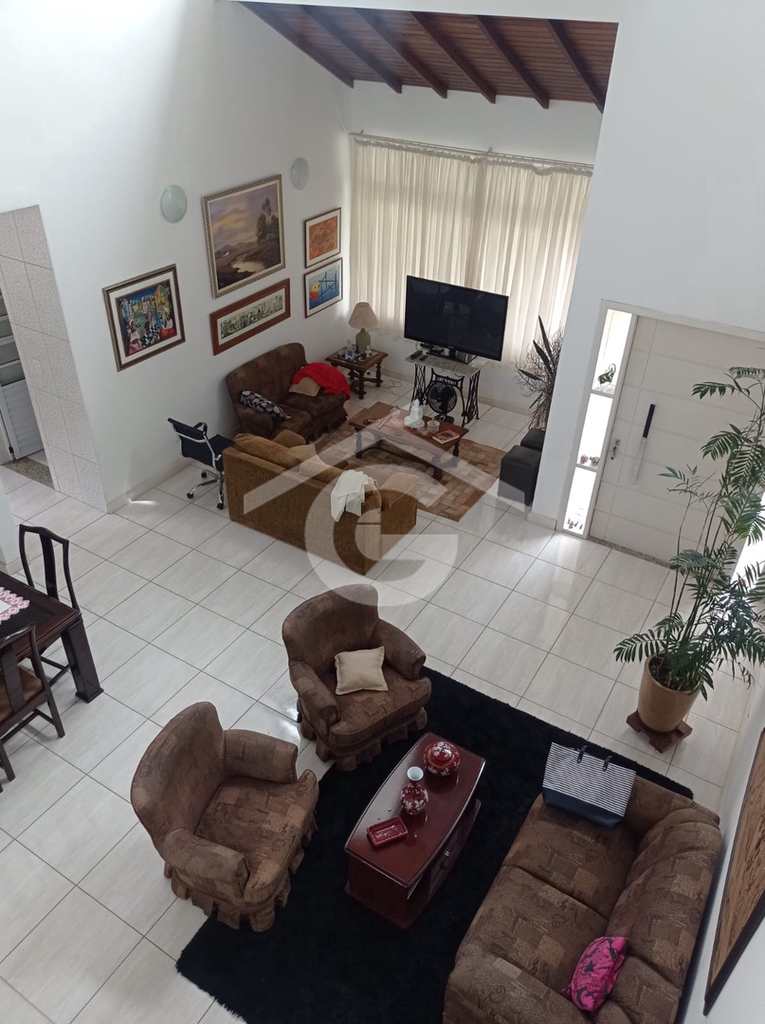 Casa em Guararema, no bairro Ponte de Pedra