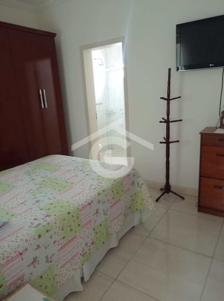 Casa em Guararema, no bairro Ponte de Pedra