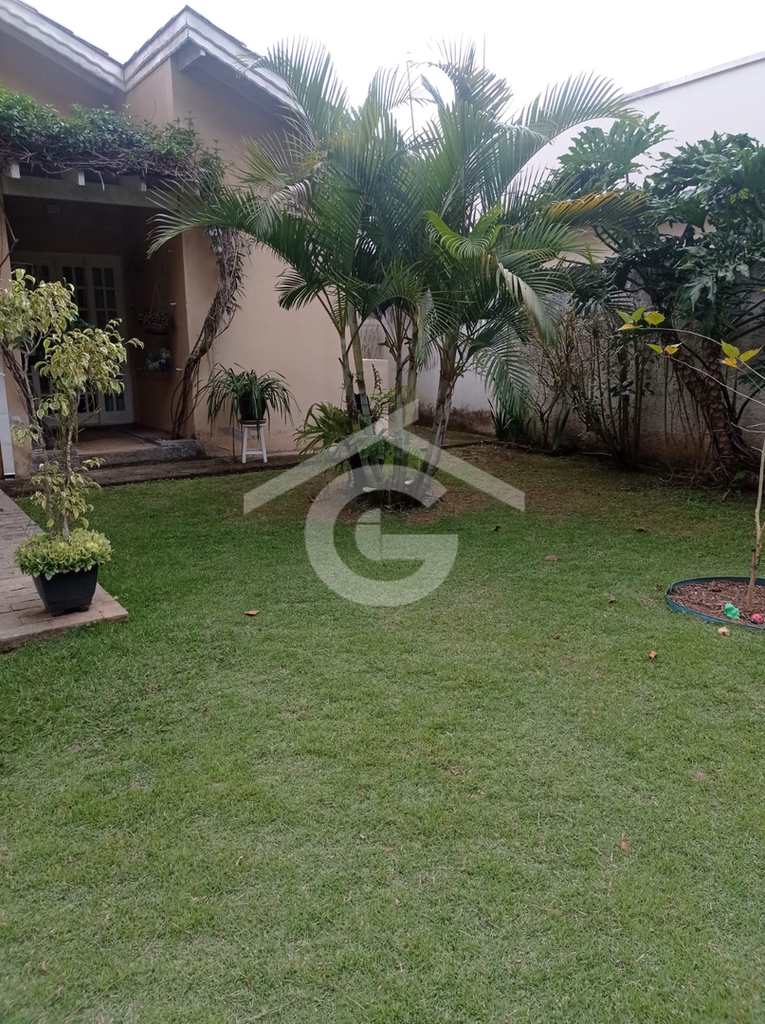 Casa em Guararema, no bairro Ponte de Pedra
