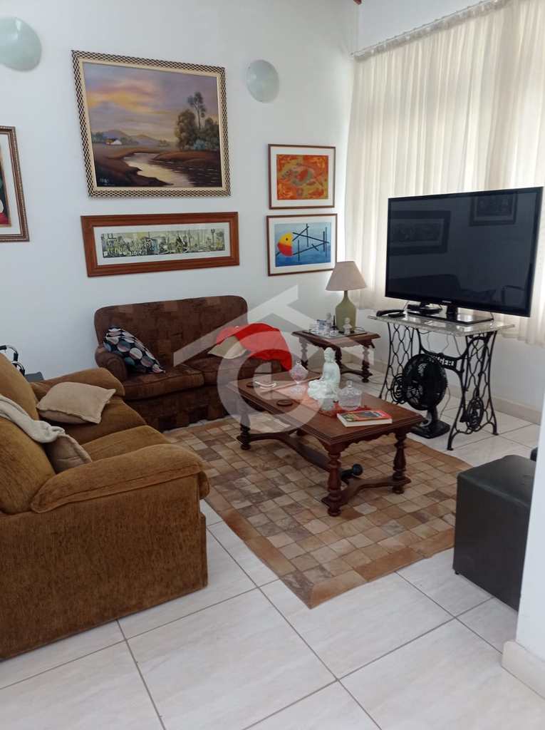 Casa em Guararema, no bairro Ponte de Pedra
