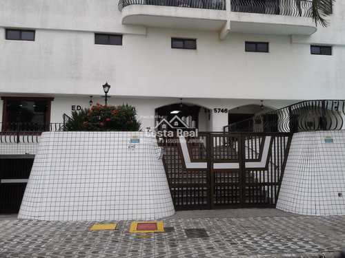 Apartamento, código 905 em Praia Grande, bairro Tupi