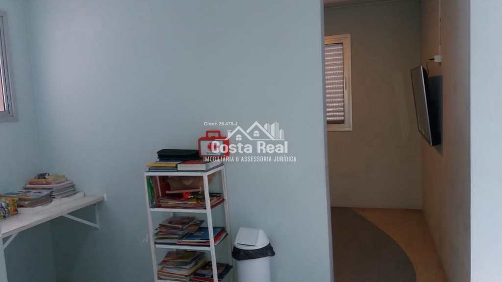 Apartamento em Carapicuíba, no bairro Vila Silviânia