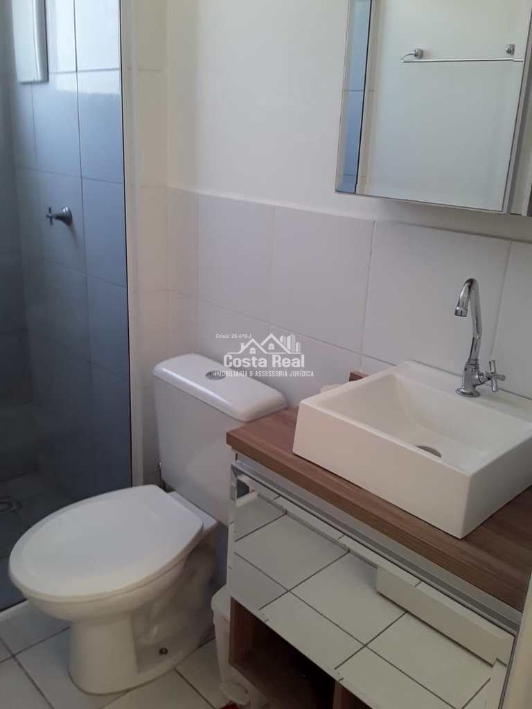 Apartamento em Carapicuíba, no bairro Vila Silviânia