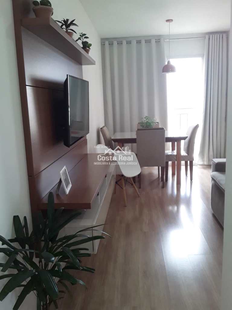 Apartamento em Carapicuíba, no bairro Vila Silviânia