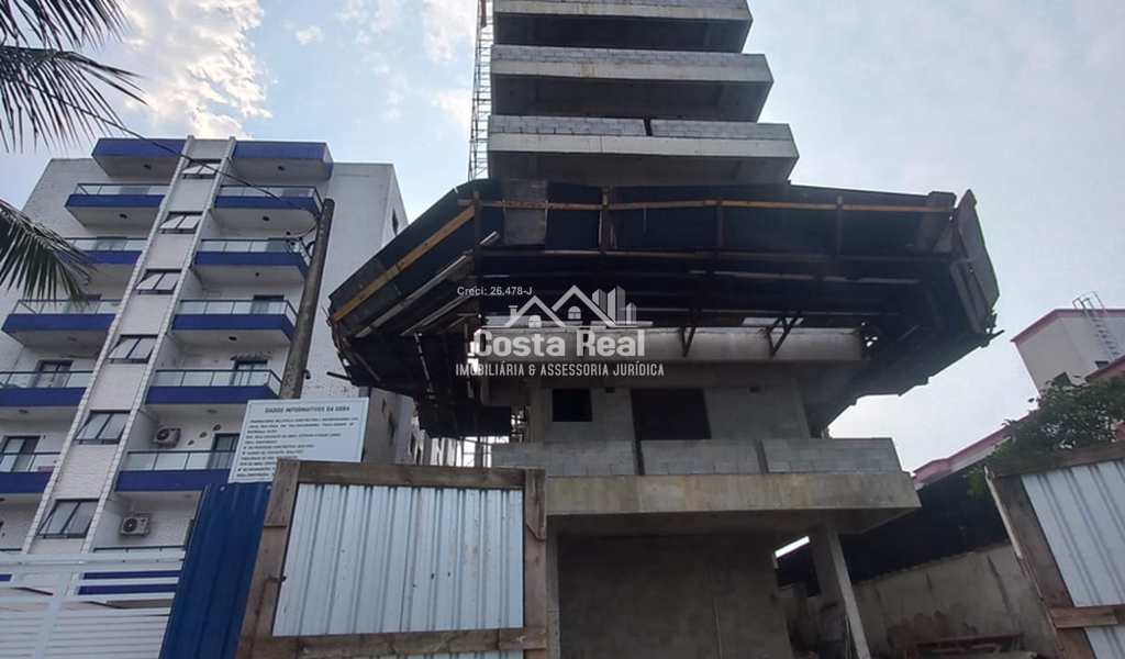 Apartamento em Praia Grande, bairro Guilhermina