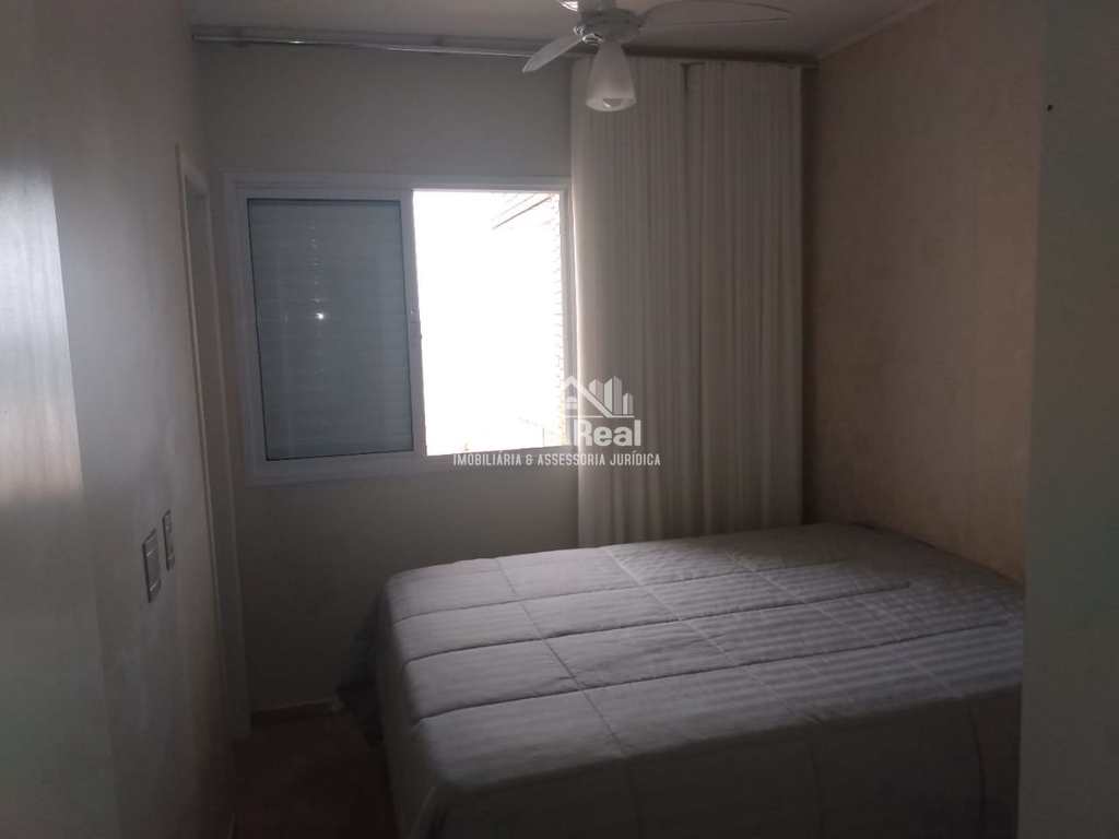 Apartamento em Praia Grande, no bairro Mirim