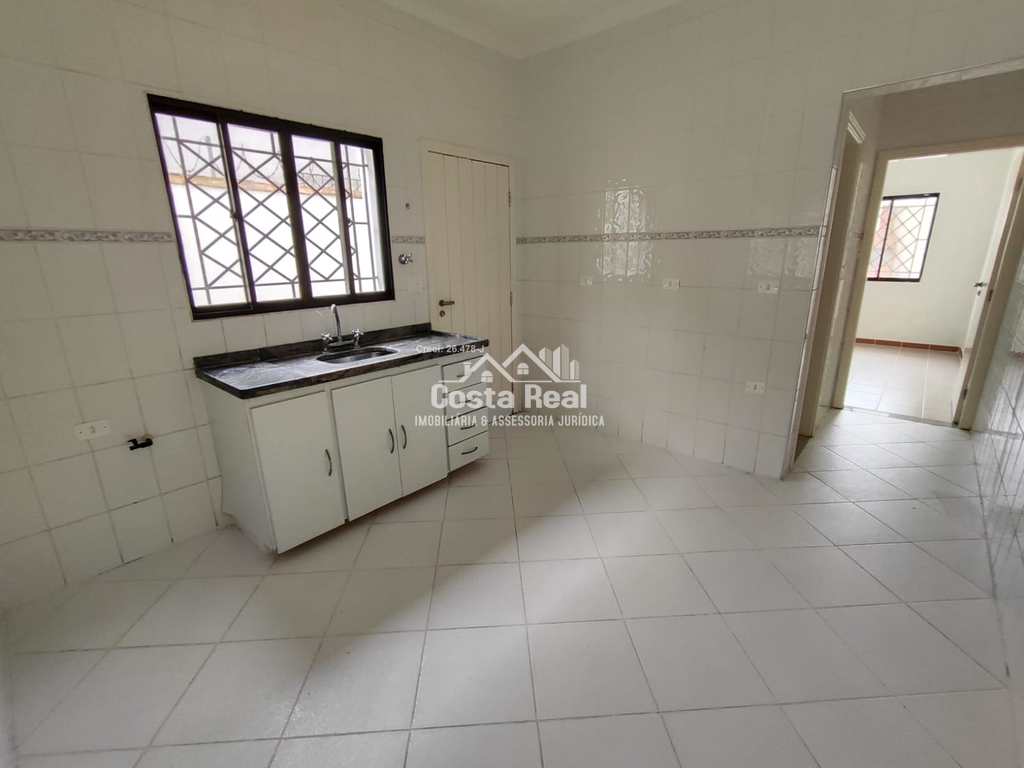 Casa em Praia Grande, no bairro Maracanã