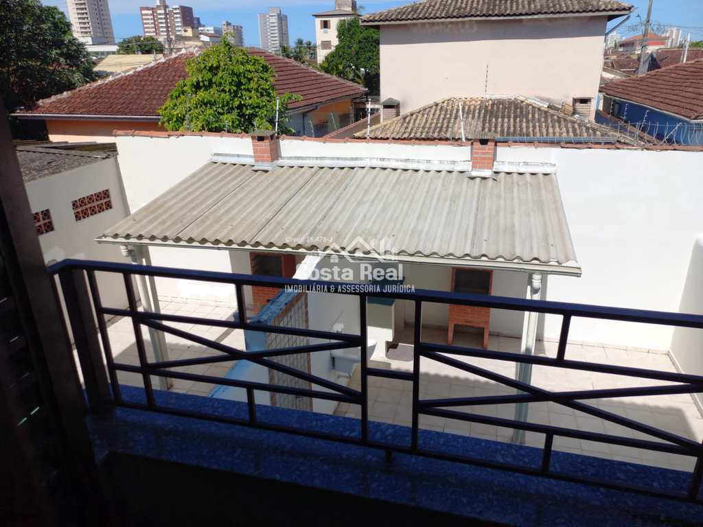 Casa em Praia Grande, no bairro Maracanã