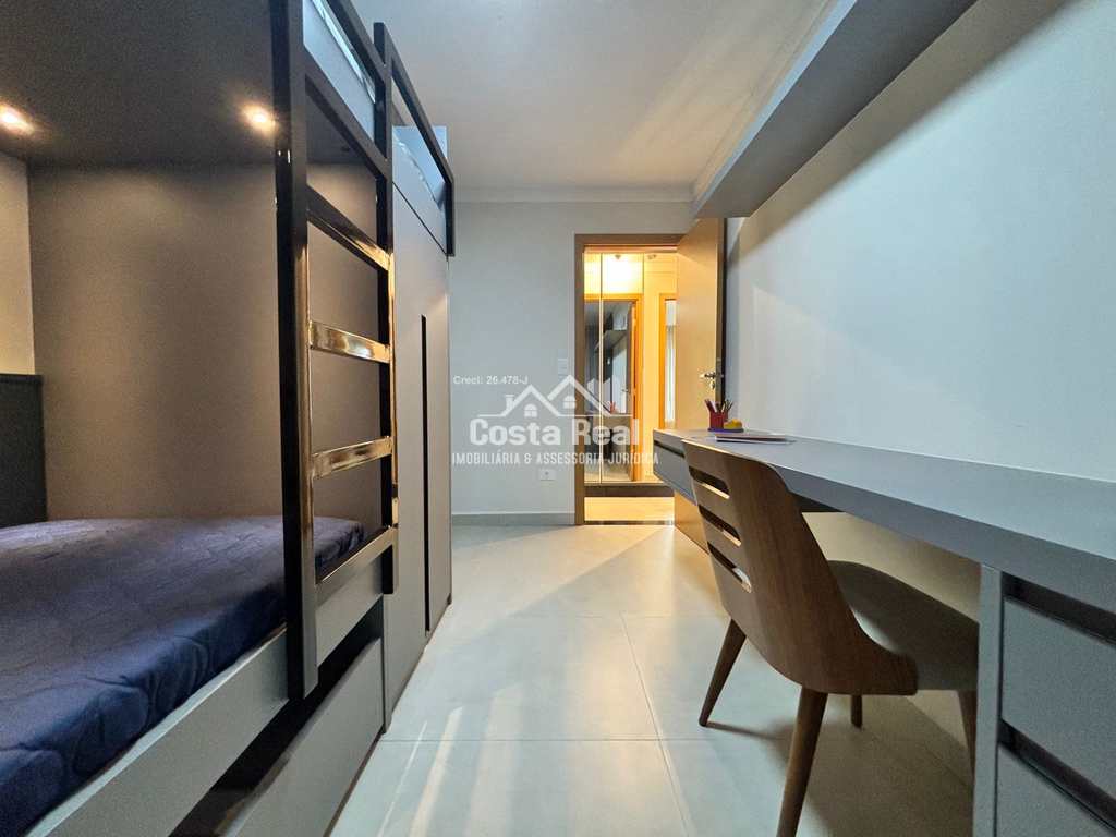 Apartamento em Praia Grande, no bairro Boqueirão