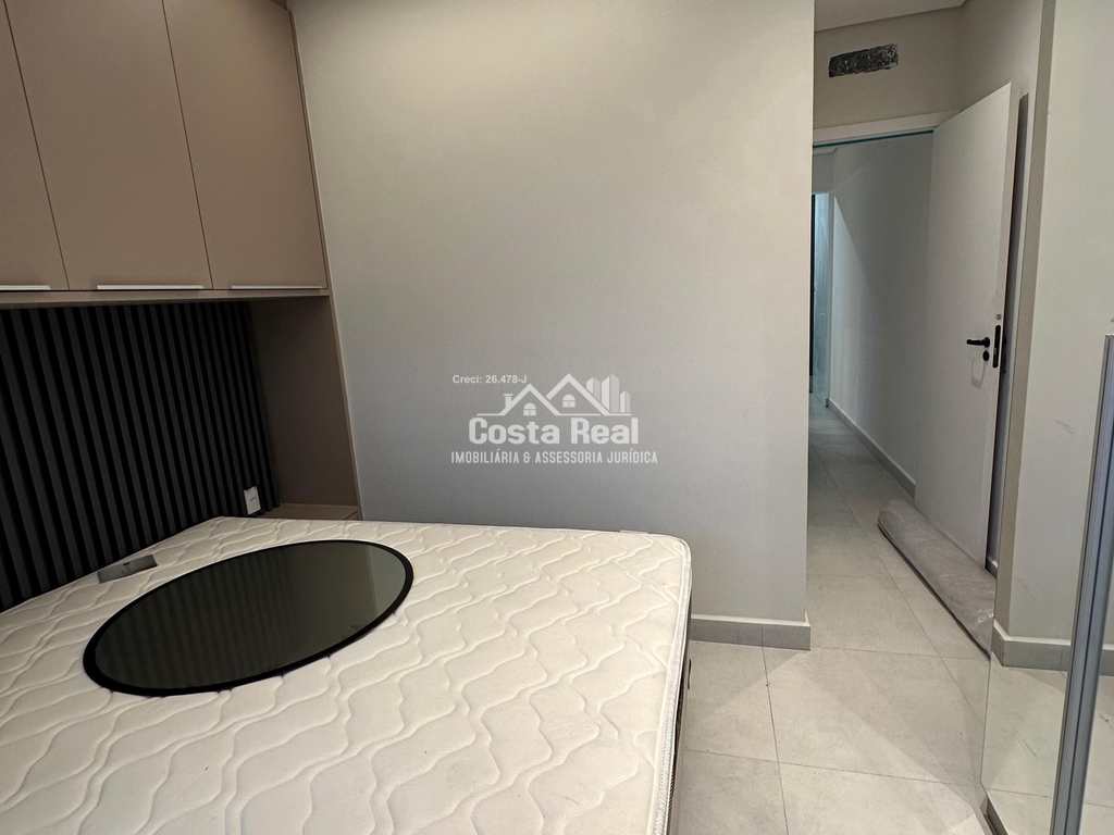 Apartamento em Praia Grande, no bairro Tupi