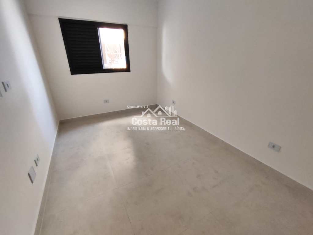 Apartamento em Praia Grande, no bairro Maracanã