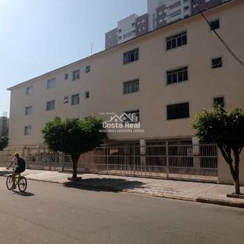 Kitnet em Praia Grande, bairro Canto do Forte