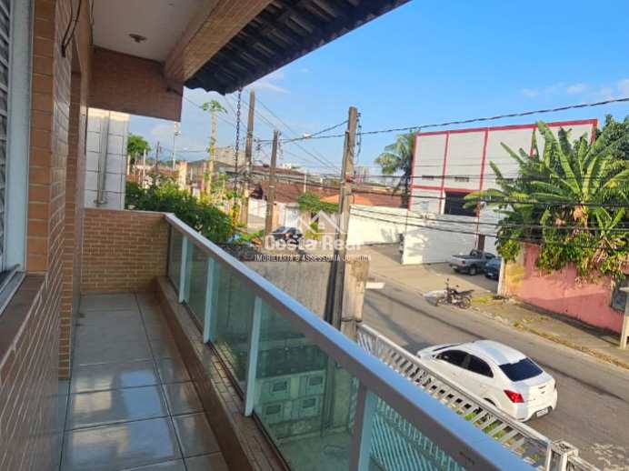 Casa de Condomínio em Praia Grande, no bairro Tupiry