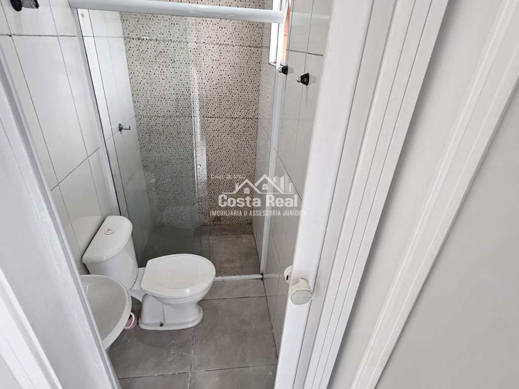 Casa de Condomínio em Praia Grande, no bairro Tupiry