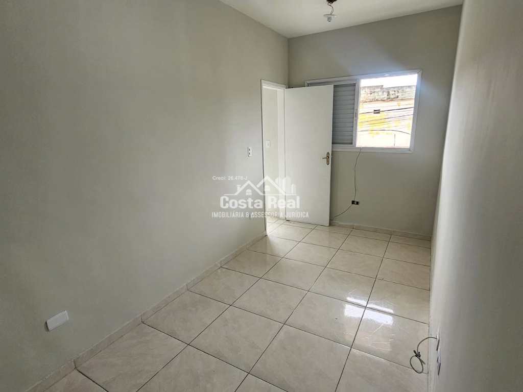 Casa de Condomínio em Praia Grande, no bairro Tupiry