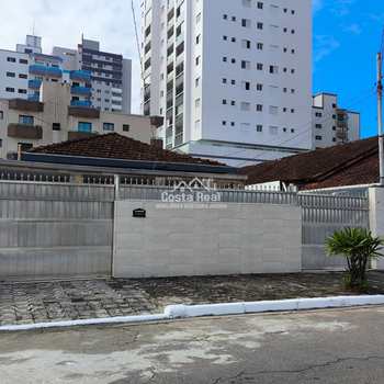 Casa em Praia Grande, bairro Ocian