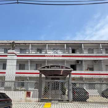 Kitnet em Praia Grande, bairro Guilhermina