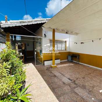 Casa em Praia Grande, bairro Caiçara