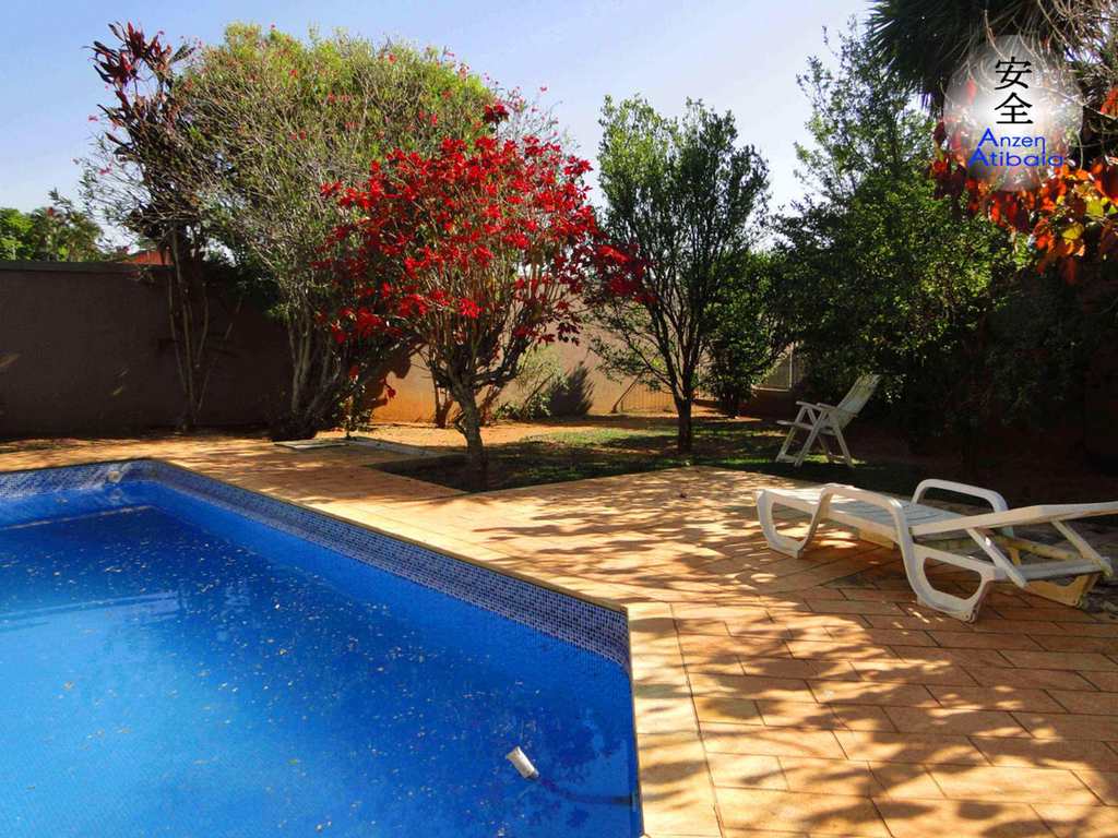 Casa em Atibaia, no bairro Atibaia
