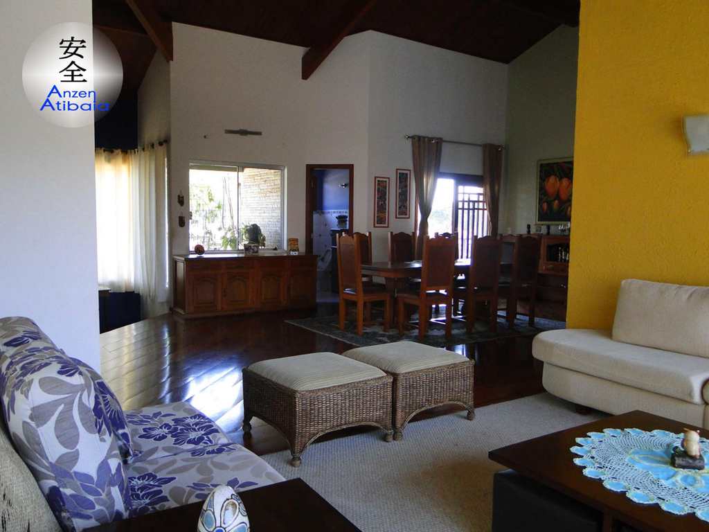 Casa em Atibaia, no bairro Atibaia