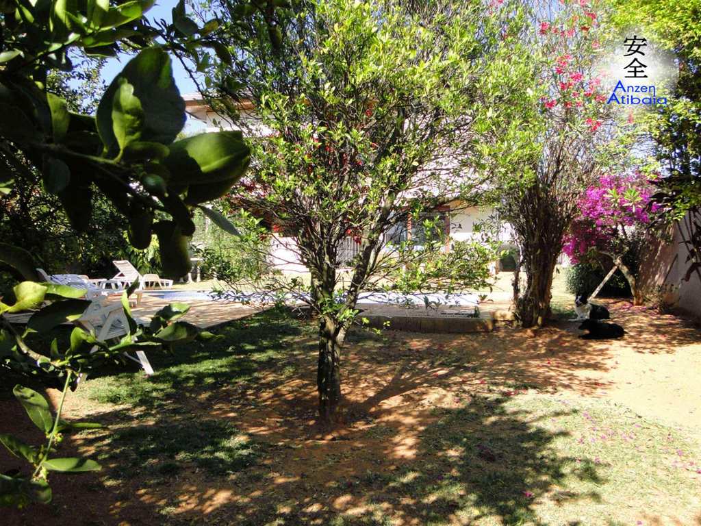 Casa em Atibaia, no bairro Atibaia