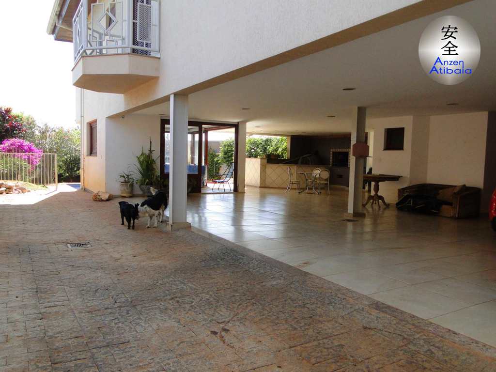 Casa em Atibaia, no bairro Atibaia