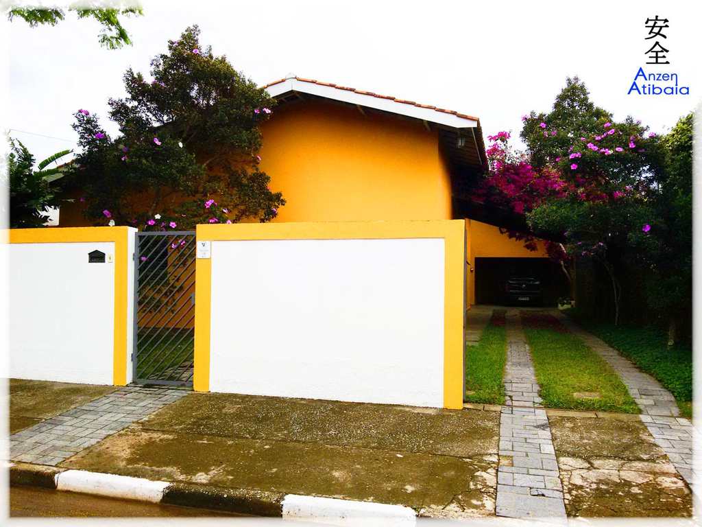 Casa em Atibaia, no bairro Atibaia