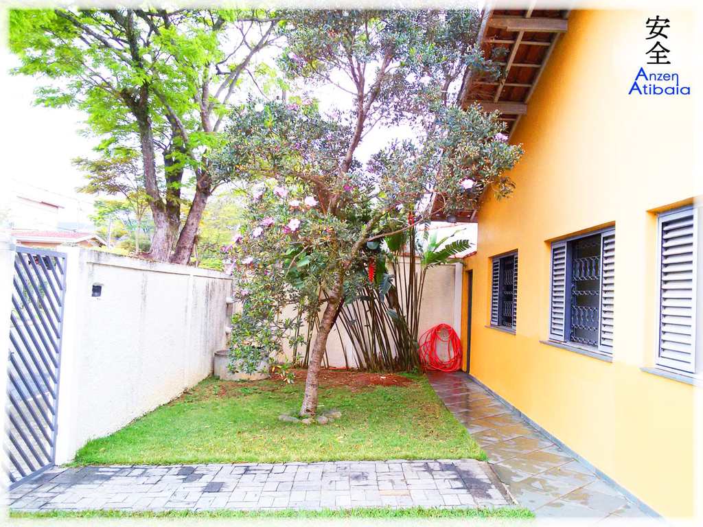 Casa em Atibaia, no bairro Atibaia
