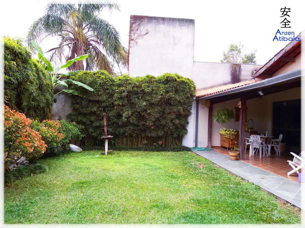 Casa em Atibaia, no bairro Atibaia