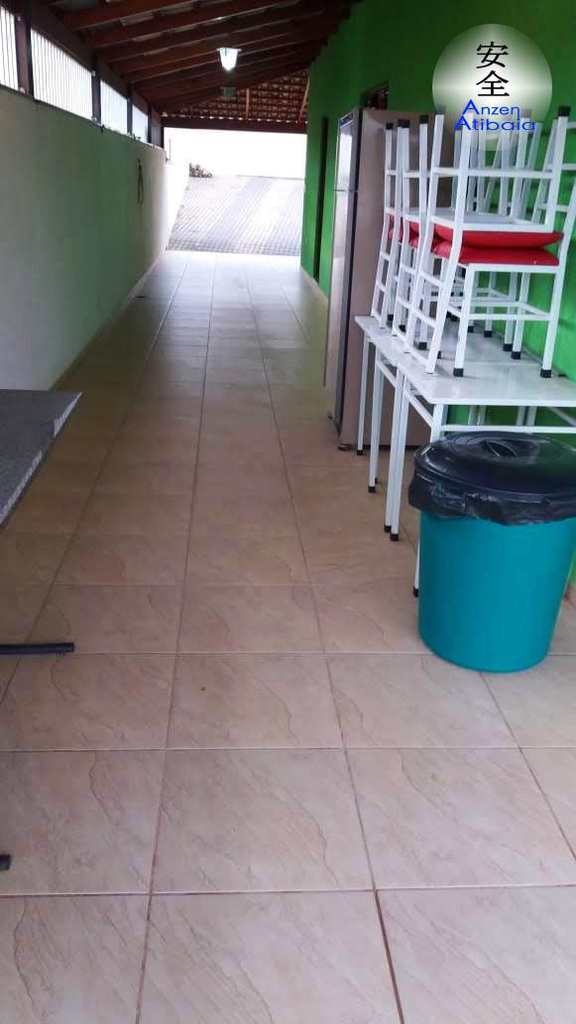 Casa em Atibaia, no bairro Atibaia