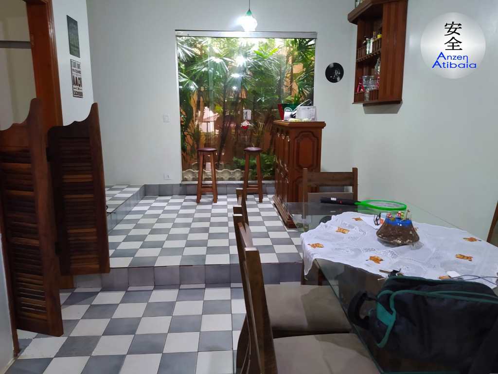 Casa em Atibaia, no bairro Atibaia