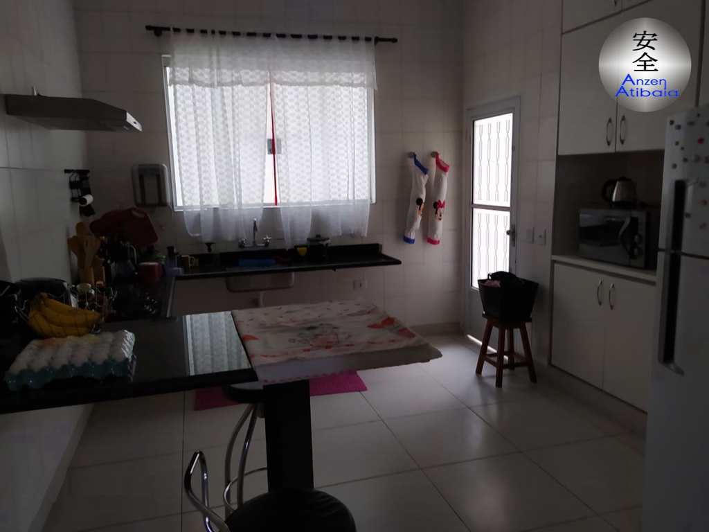 Casa em Atibaia, no bairro Atibaia