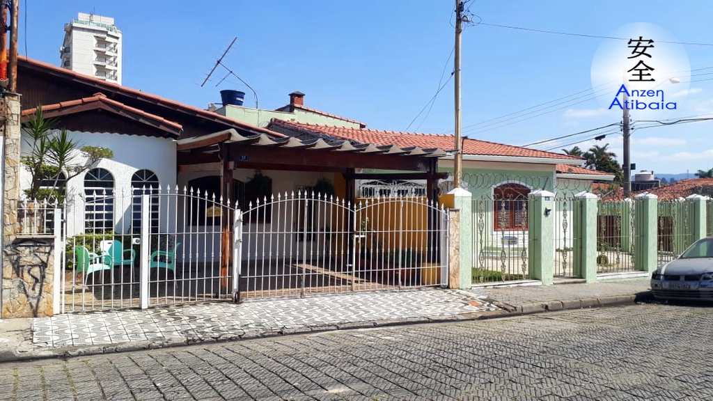 Casa em Guarulhos, no bairro Vila Galvão