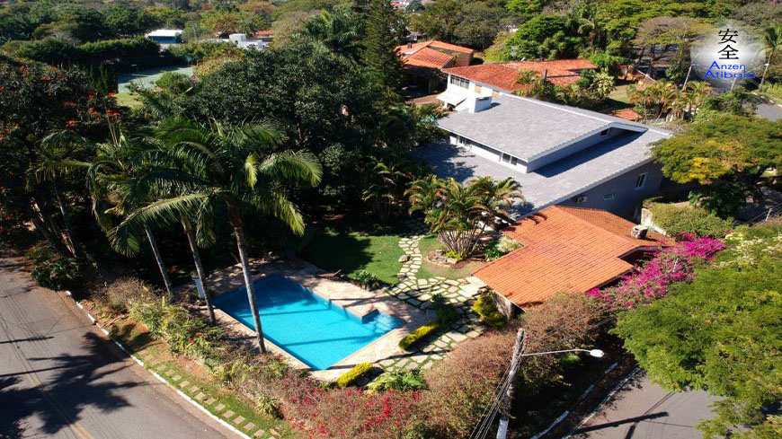 Casa em Atibaia, no bairro Atibaia