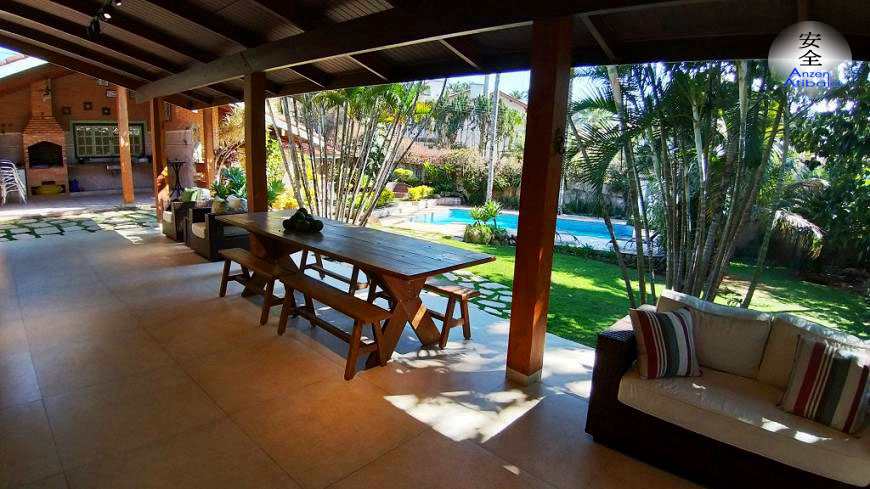 Casa em Atibaia, no bairro Atibaia