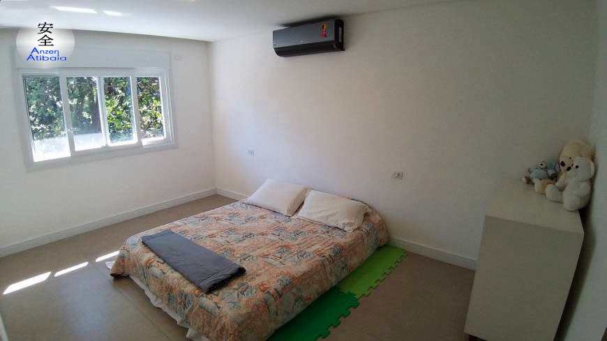 Casa em Atibaia, no bairro Atibaia