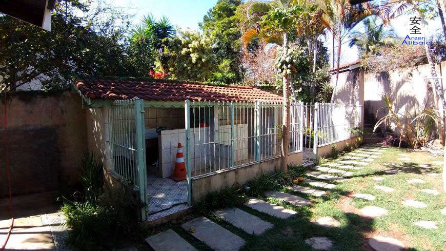 Casa em Atibaia, no bairro Atibaia