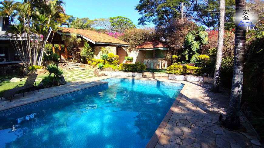 Casa em Atibaia, no bairro Atibaia