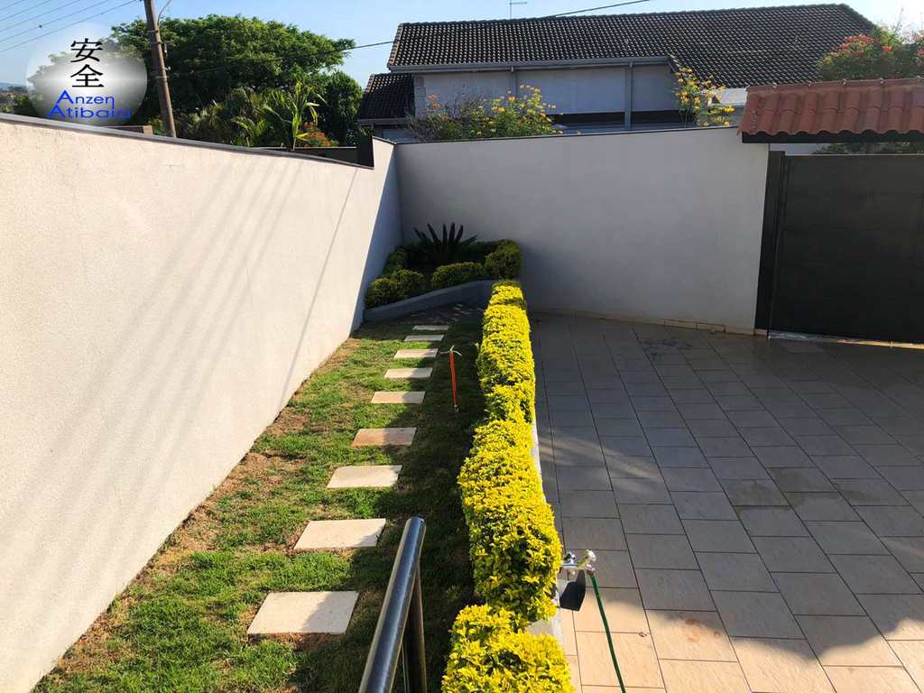 Casa em Atibaia, no bairro Atibaia