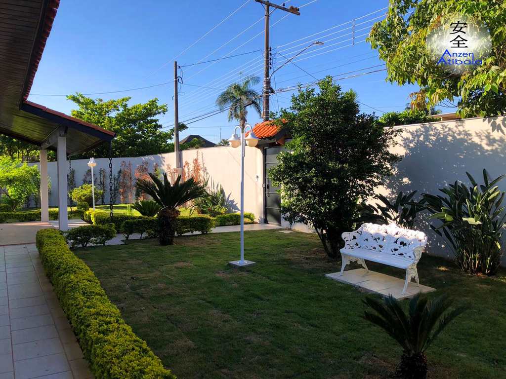 Casa em Atibaia, no bairro Atibaia