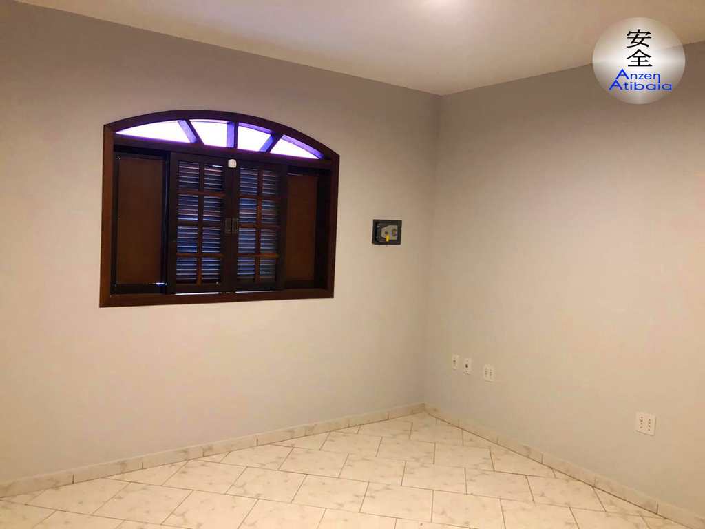 Casa em Atibaia, no bairro Atibaia