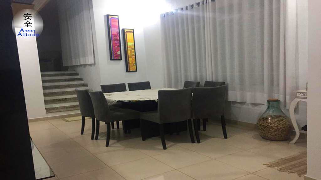 Casa em Atibaia, no bairro Atibaia
