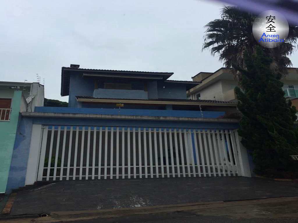 Casa em Atibaia, no bairro Atibaia