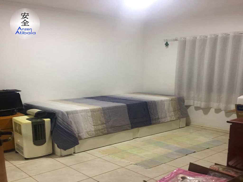Casa em Atibaia, no bairro Atibaia