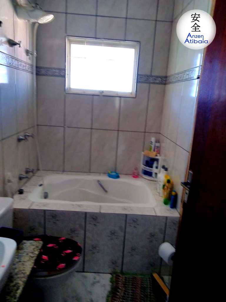 Casa em Atibaia, no bairro Atibaia