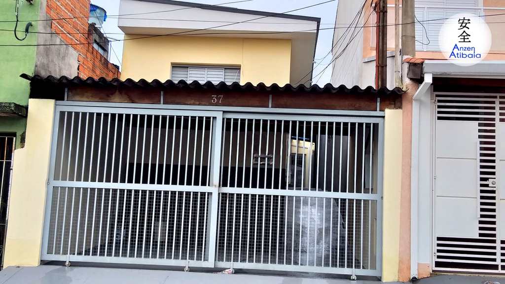 Casa em Atibaia, no bairro Atibaia