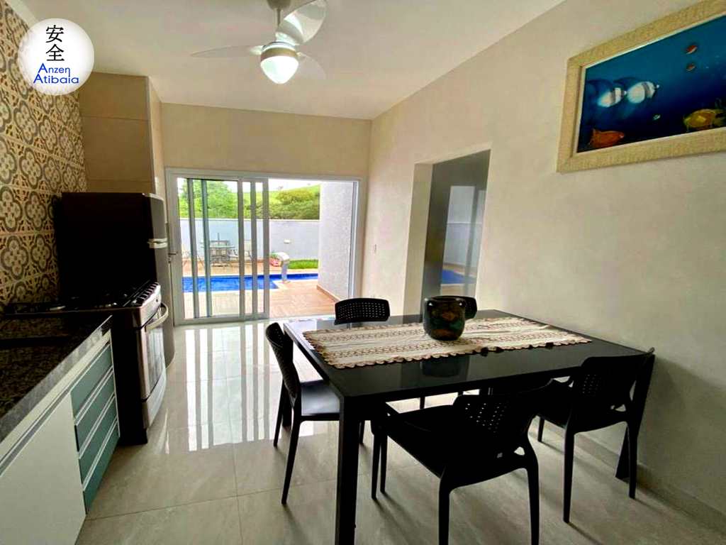 Casa de Condomínio em Atibaia, no bairro Atibaia