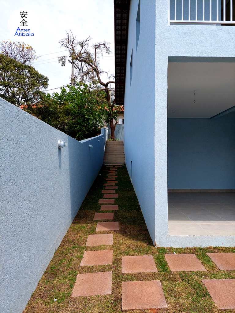 Casa em Atibaia, no bairro Atibaia
