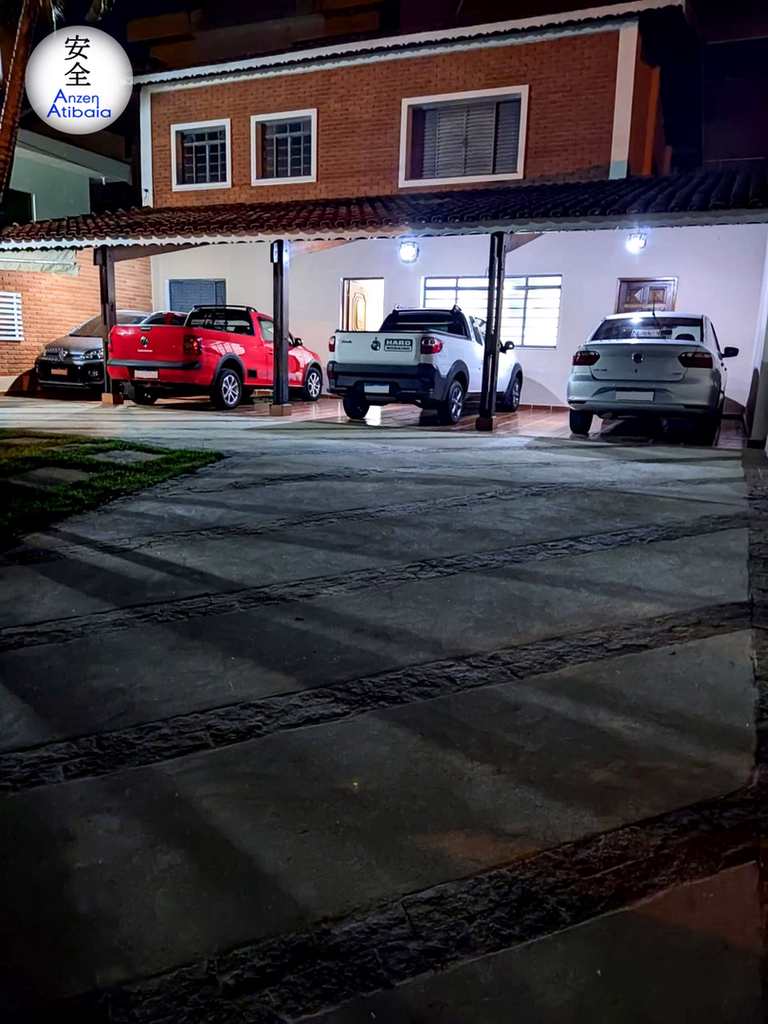 Casa em Atibaia, no bairro Atibaia