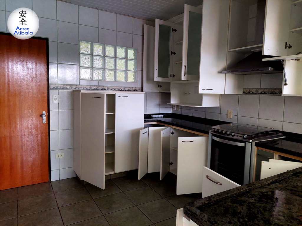 Casa em Atibaia, no bairro Atibaia